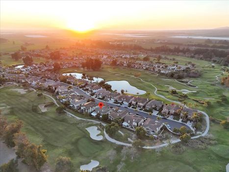 2972 Avenida De Autlan Camarillo CA 93010 (66)