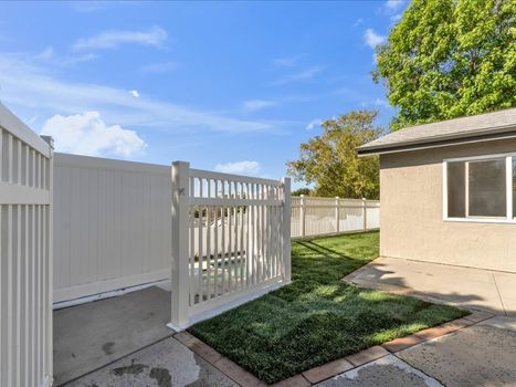 7932 Jayseel St, Sunland, CA 91040 (24)