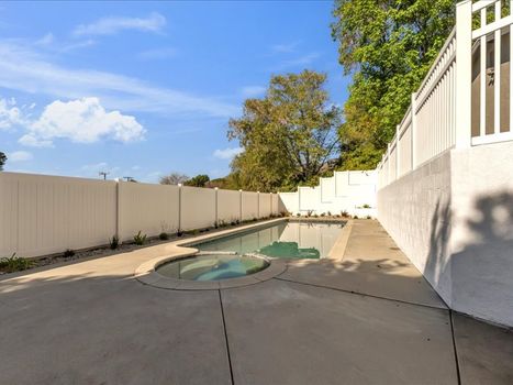 7932 Jayseel St, Sunland, CA 91040 (27)