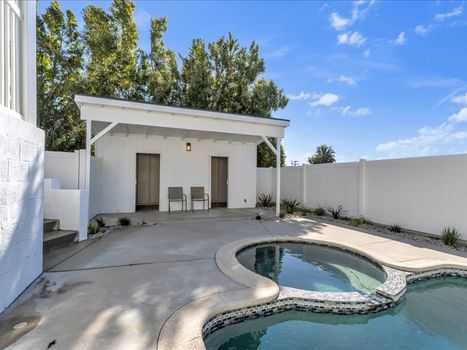 7932 Jayseel St, Sunland, CA 91040 (31)