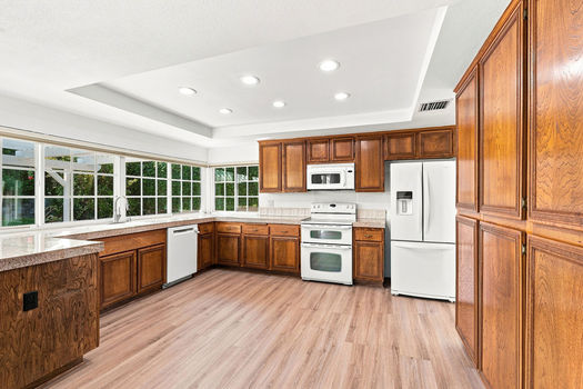 2354 Collier Ct. Simi Valley CA 93065 (21)