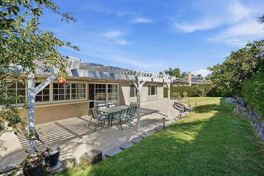 2354 Collier Ct. Simi Valley CA 93065 (29)
