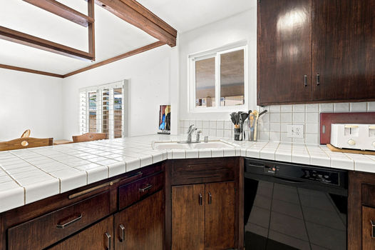 4119BelindaSt-20