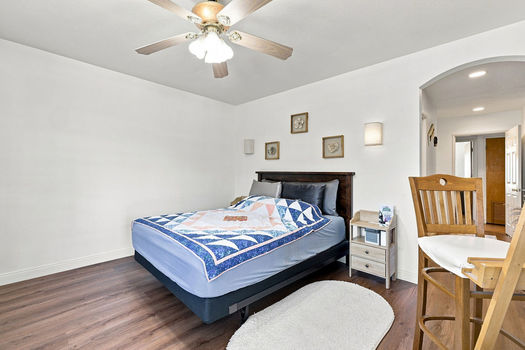 4119BelindaSt-23