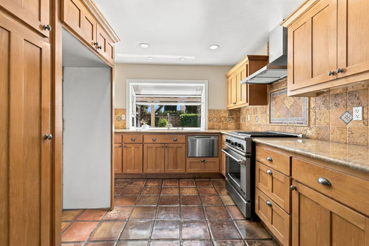 15444 Marilla St, North Hills CA 91343 (11)