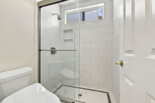 15444 Marilla St, North Hills CA 91343 (23)
