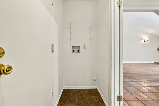 15444 Marilla St, North Hills CA 91343 (40)