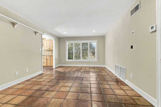 15444 Marilla St, North Hills CA 91343 (8)