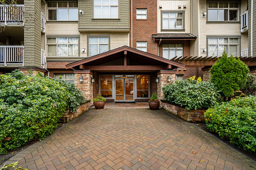 Unit 107 6500 194 Street Surrey-5