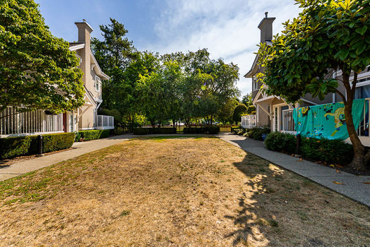 Unit 55 2422 Hawthorne Avenue Port Coquitlam-32