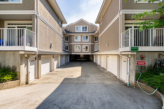 Unit 55 2422 Hawthorne Avenue Port Coquitlam-4