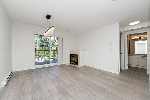 Unit 204 15298 20 Avenue Surrey-19