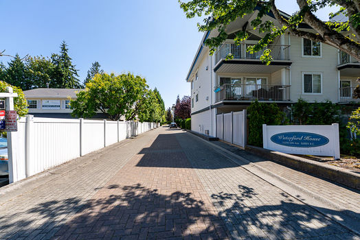 Unit 204 15298 20 Avenue Surrey-2