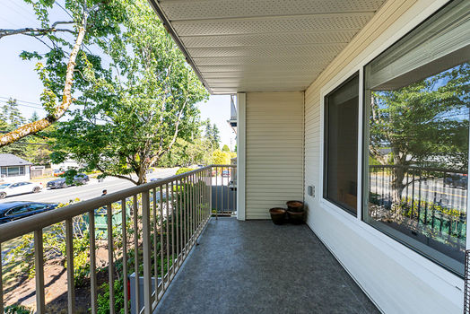 Unit 204 15298 20 Avenue Surrey-30