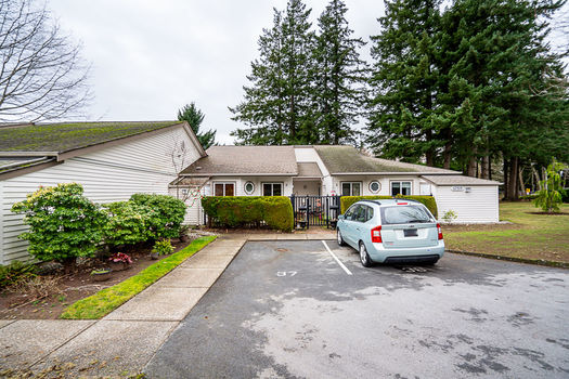 Unit 2 12928 17 Avenue Surrey-2