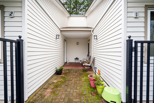 Unit 2 12928 17 Avenue Surrey-5