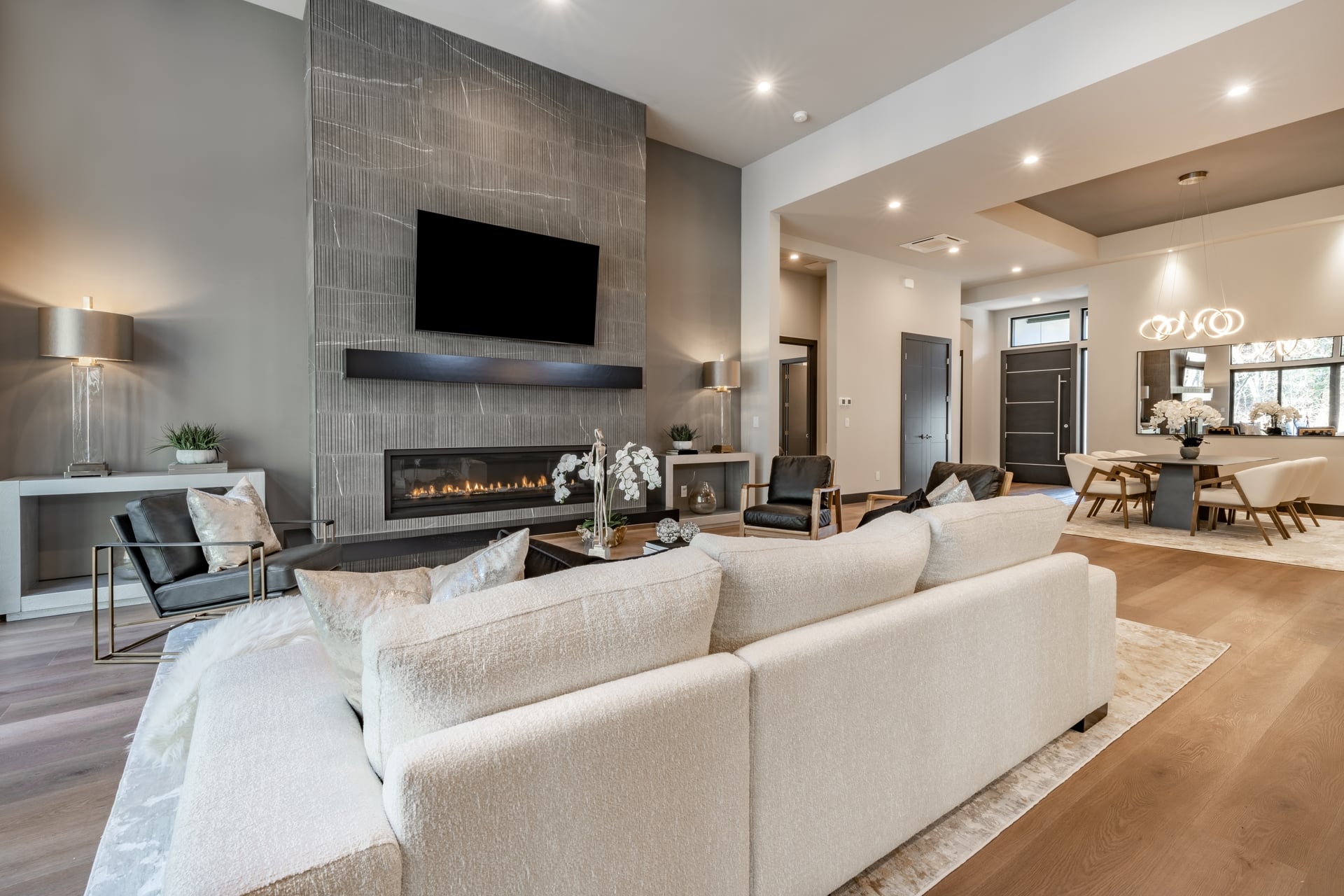 Walk,In,Closet,And,Laundry,Room,With,Staging,And,Stainless