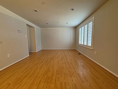 14415 Pebble Hill Ln - Living Room - Empty