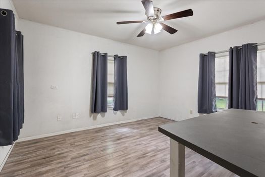 17-802 Avenue A (19)