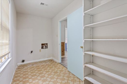 23-802 Avenue A (18)