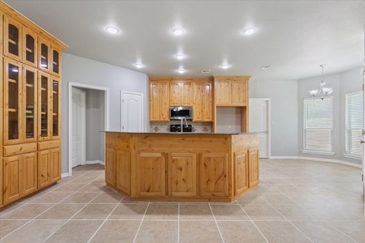 12-140 Oak Ridge Loop (8)