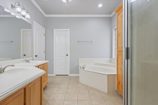 24-140 Oak Ridge Loop (24)