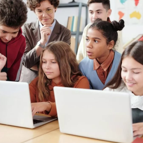 How to Compare Aliso Viejo Elementary Schools (GreatSchools, Niche, U.S. News & More)