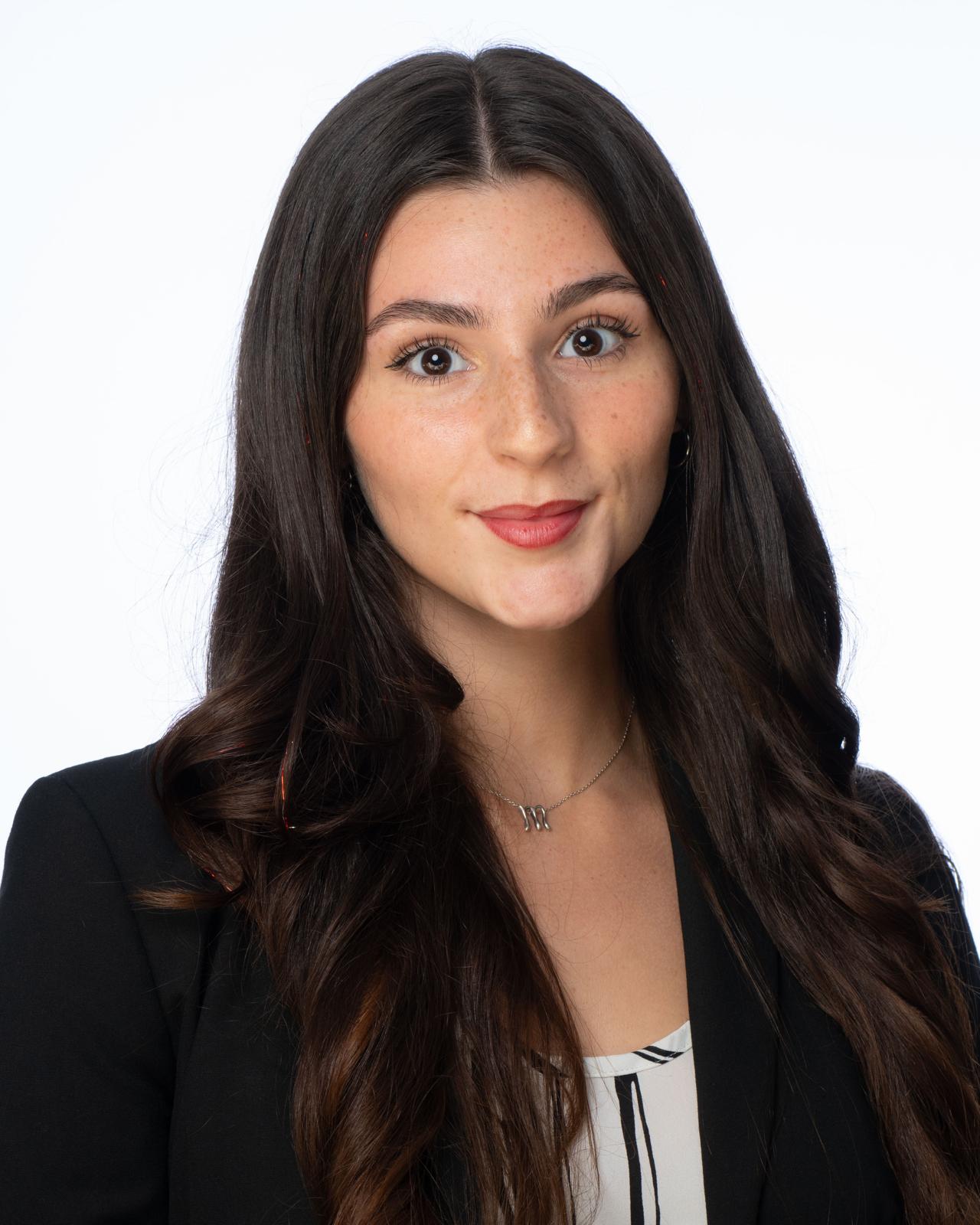 Mia Hernandez Profile Photo