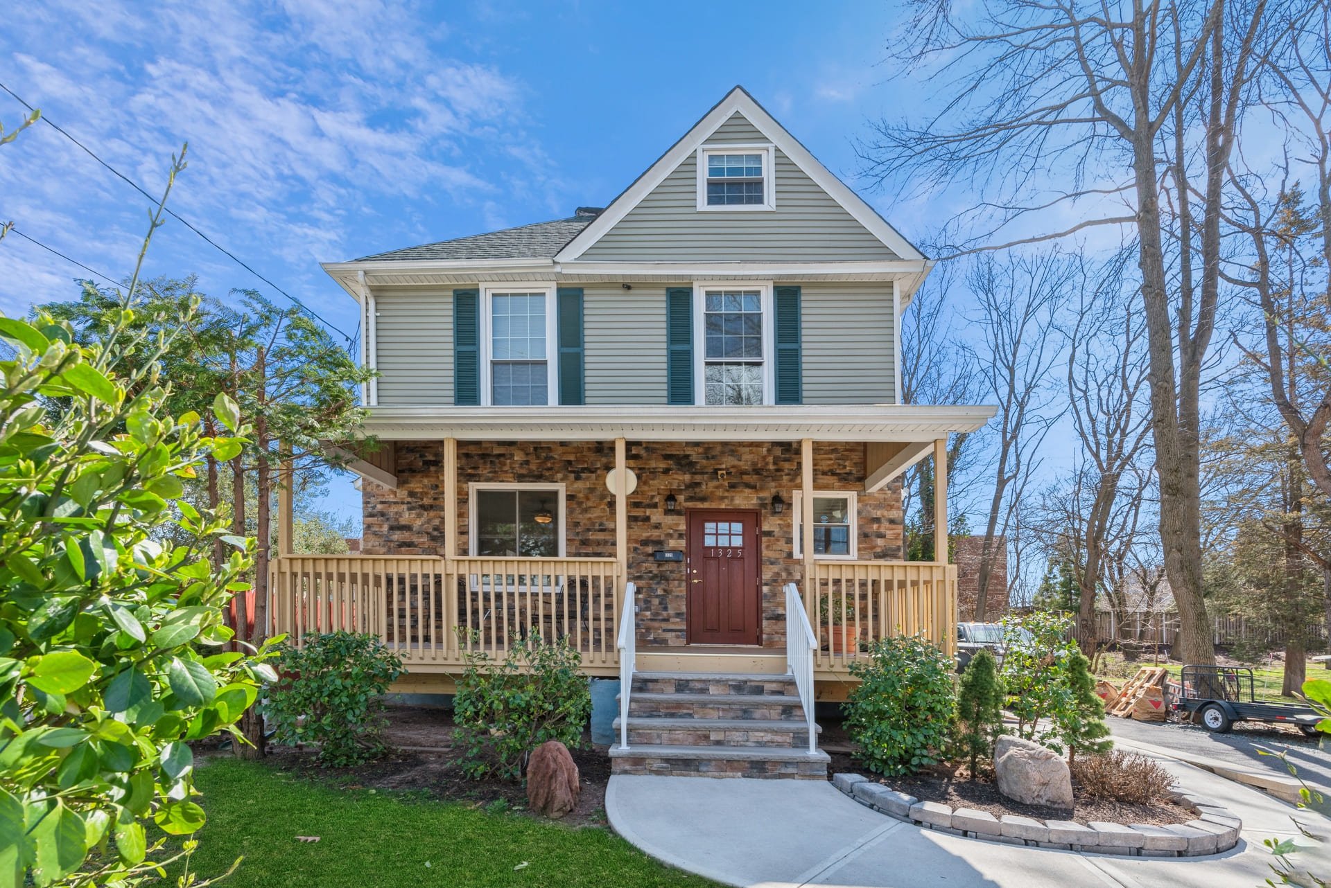 01_1323AstorPl_2001_HiRes