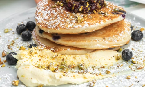 Beautiful Waterfront Cafe in Fort Lauderdale 🌼