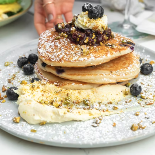Beautiful Waterfront Cafe in Fort Lauderdale 🌼