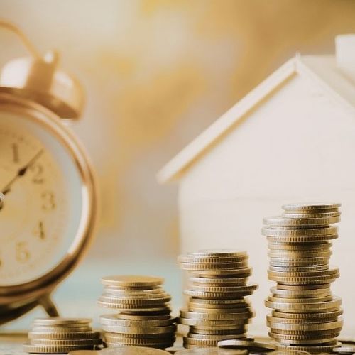 Timing the Market: When Is the Best Time to Sell a House in the PNW?