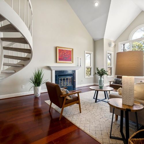 Home Staging Tips That Actually Work in Today’s PNW Market