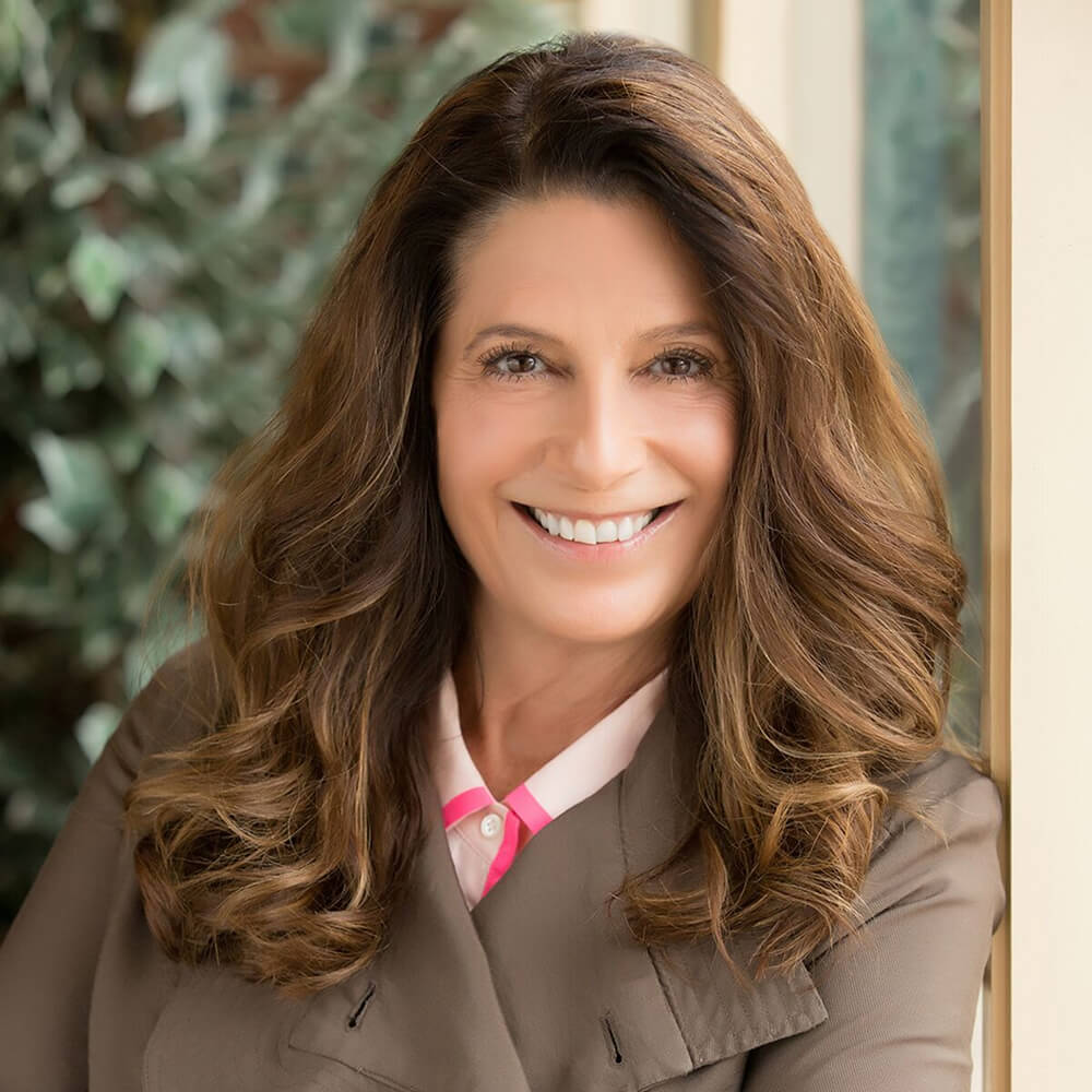 Karen McGhee_square (1)