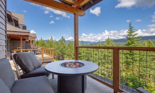 How to Navigate Selling and Buying a House &hellip;