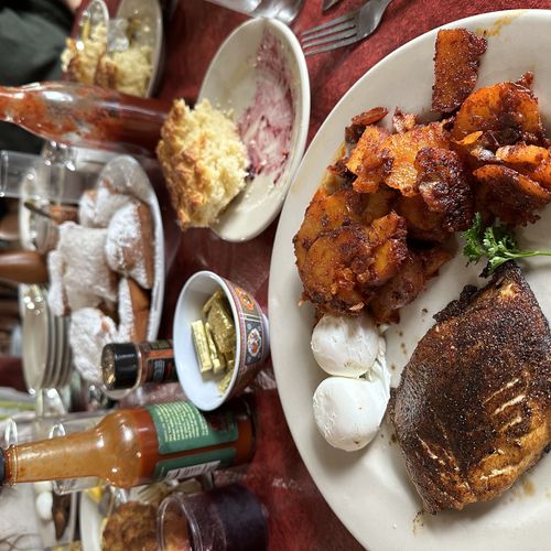 Discover the Best Brunch Spots in Denver's Neighborhoods