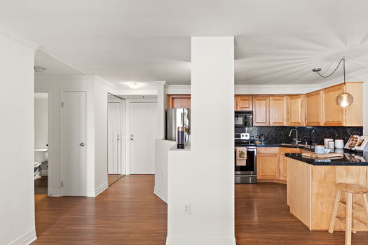 12-web-or-mls-601W11th_Ave_apt503_15