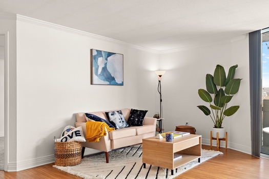 2-web-or-mls-601W11th_Ave_apt503_2