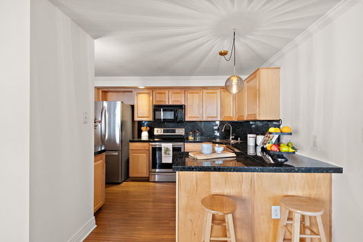 7-web-or-mls-601W11th_Ave_apt503_5