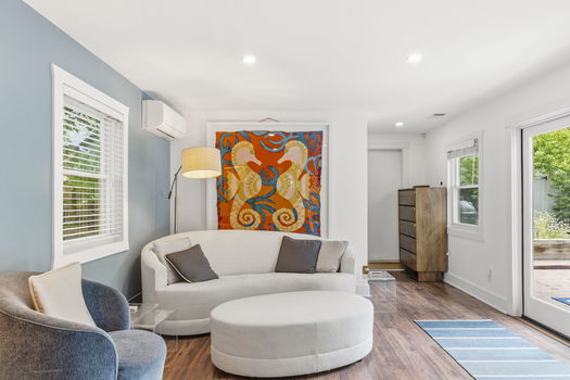 17-web-or-mls_966_South_York_St_Denver_CO_80209DSC05959