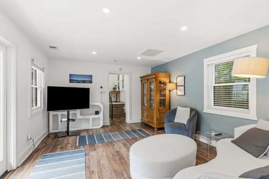19-web-or-mls_966_South_York_St_Denver_CO_80209DSC05965