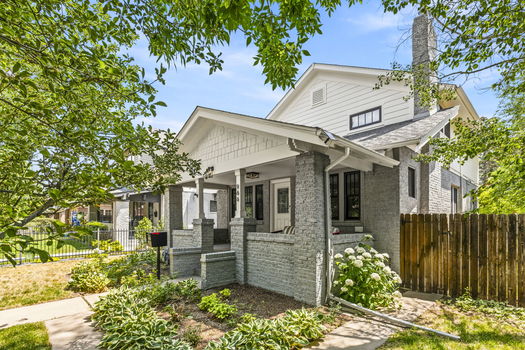 2-web-or-mls_966_South_York_St_Denver_CO_80209DSC06100