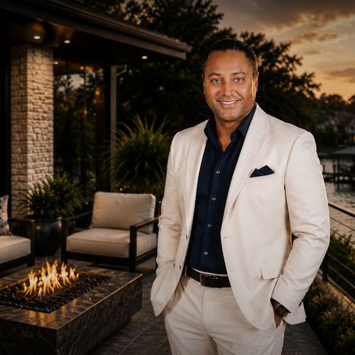 Lake Norman Luxury Real Estate: Why Discerning Buyers and Sellers Choose Javier Sims Davila