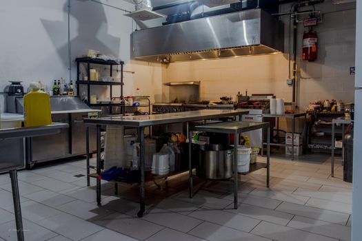 El Milagro - Kitchen 2