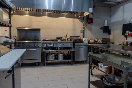 El Milagro - Kitchen 3