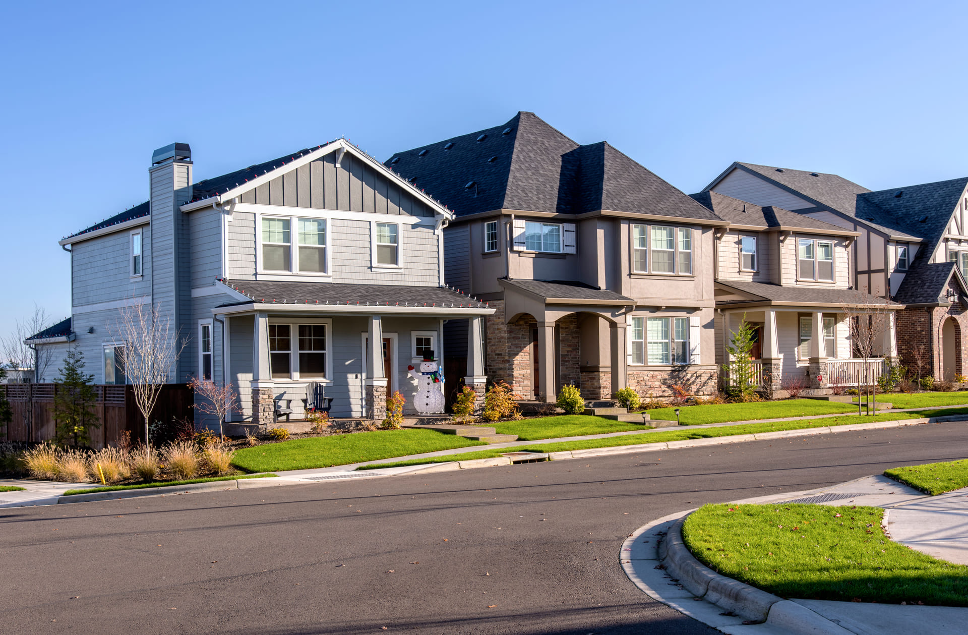 Row of houses in a neighborhood Wilsonville Oregon.