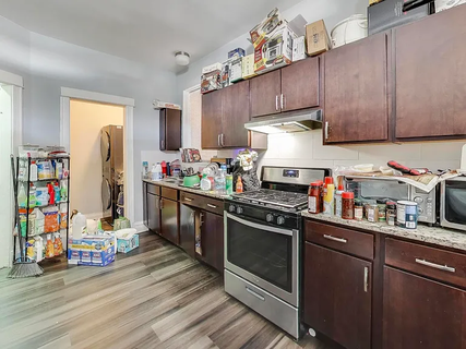 0f1c97e648e51bf733c3a3019f17eb4c-cc_ft_768