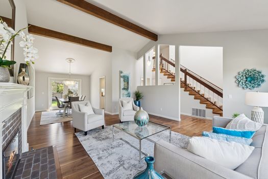 10-web-or-mls-193rd Ave-S0904-010