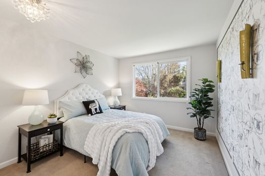 26-web-or-mls-193rd Ave-S0904-026