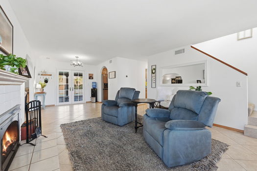 10-web-or-mls-9349NC110